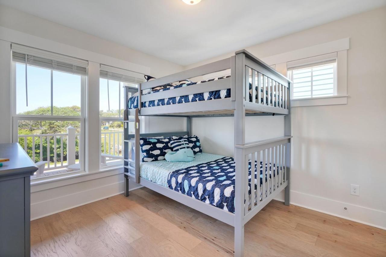 Seas The Day Villa Oak Island Bagian luar foto