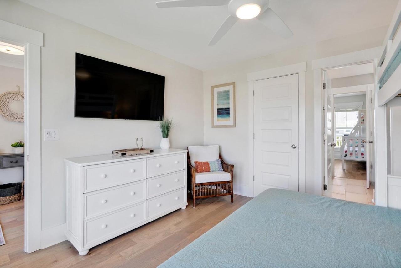Seas The Day Villa Oak Island Bagian luar foto
