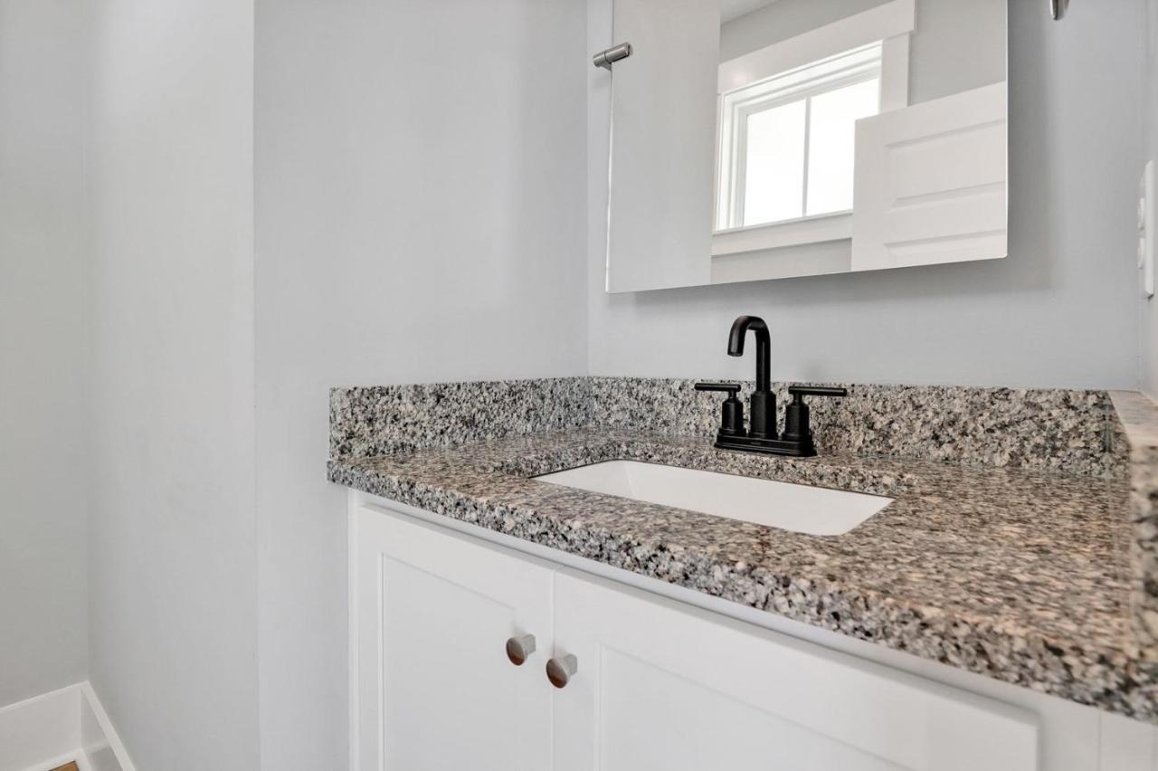 Seas The Day Villa Oak Island Bagian luar foto