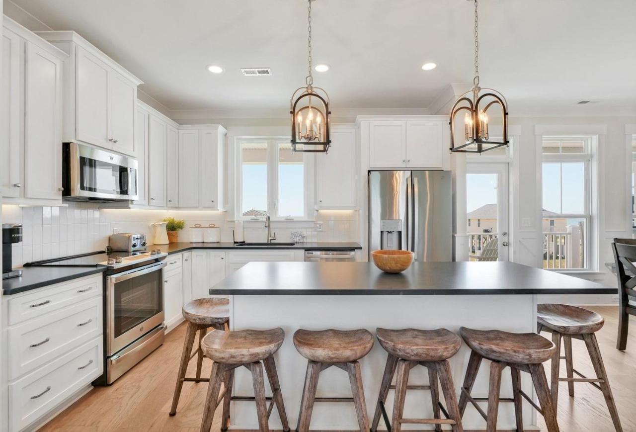 Seas The Day Villa Oak Island Bagian luar foto